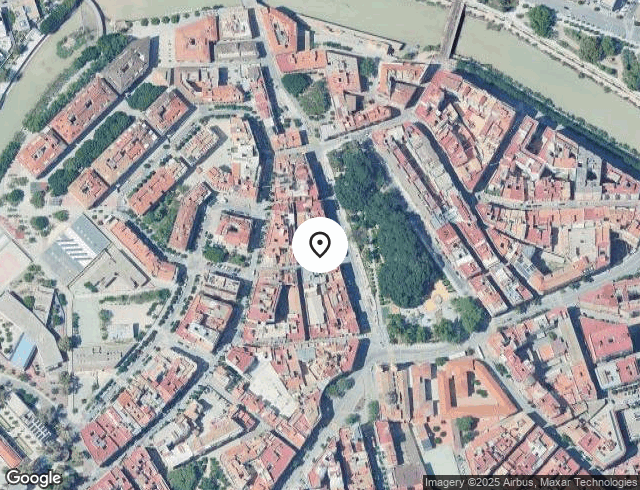 Chalet adosado en Calle Romeros C/b